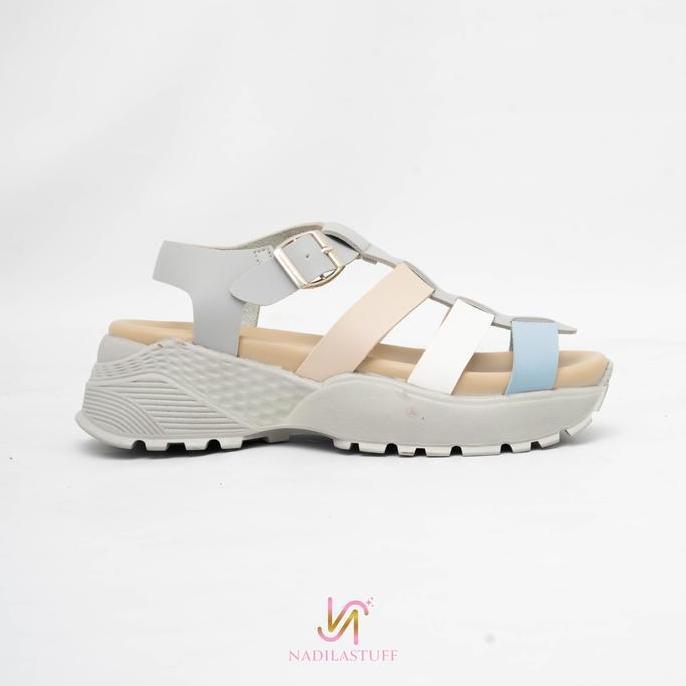 Maxmilt- Nadilastuff Signature Odelia Platform Sandal Wanita