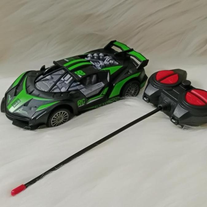 Mainan Mobil Remote Control RC Express Speed dengan Remote Baterai AA 2pc & Baterai Aa 3pc Ban Karet