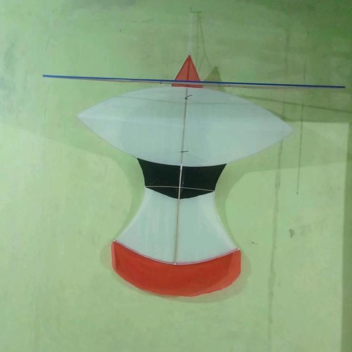 Layangan kuir bali 1 Meter bonus sendaren