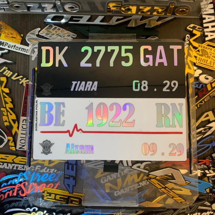 Plat Nomor Motor Akrilik Variasi Hologram Custom Baut Tanam Murah Original Tidak Timbul