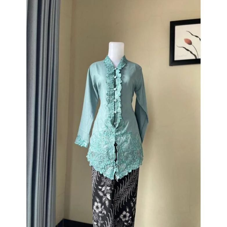 SYAHLASQUARE NOZAMSTORE~KEBAYA KARTINI BORDIR SENADA MODERN MOTIF MODEL LIPAT MIKRO PREMIUM/KEBAYA E