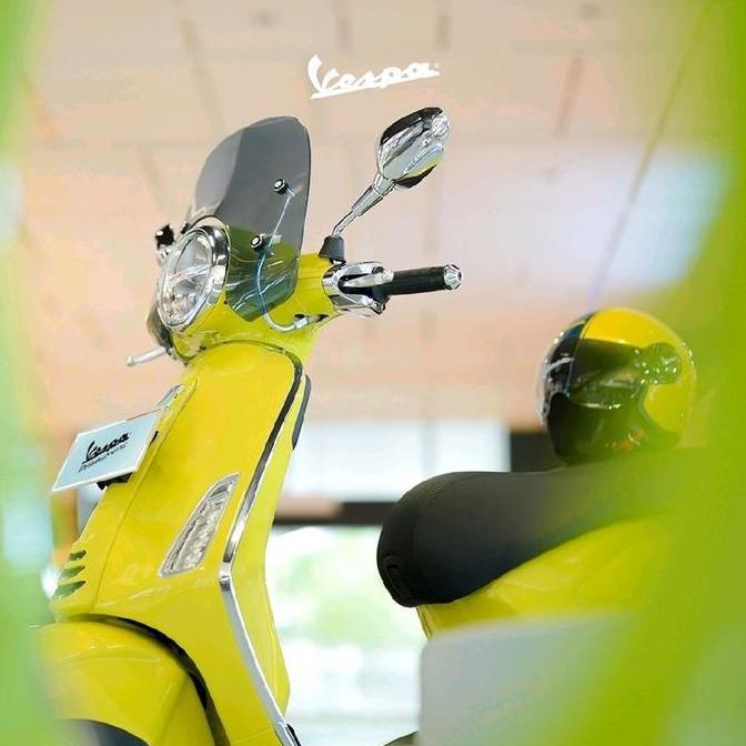 Helm Vespa Helmet Color Base 2.0 Yellow Kuning Original Piaggio