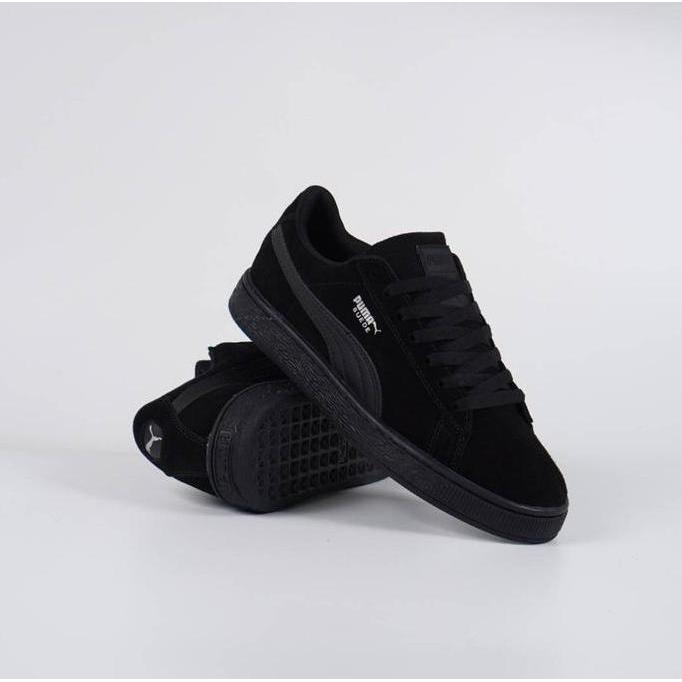 Puma Suede Classic Black (BNIB)