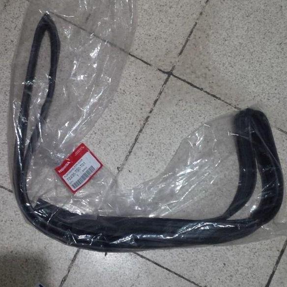Karet Chanel Karet Kaca JAZZ GE8 2008-2013 Original