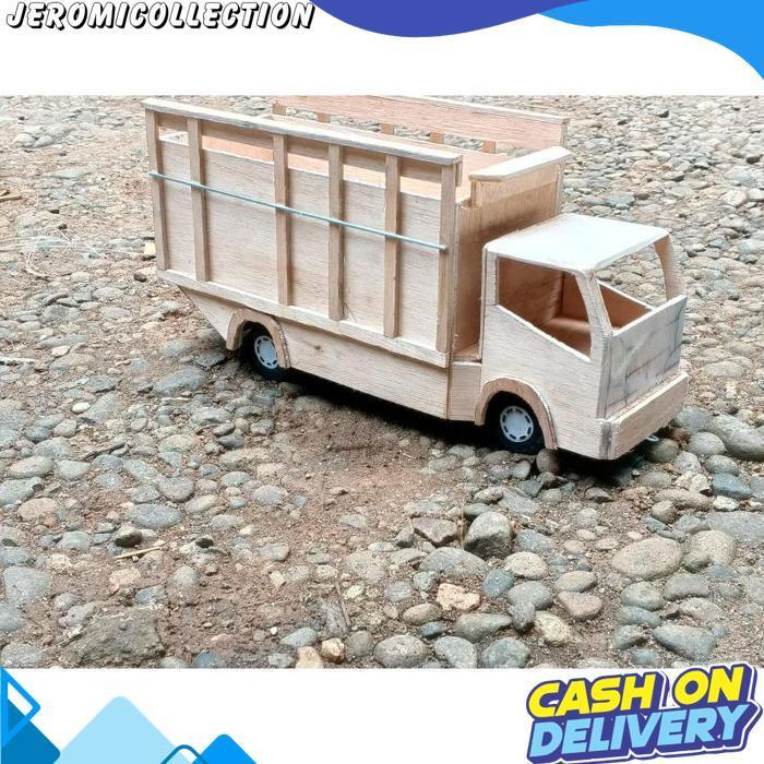 Miniatur Truk Oleng,Pintu Belakang Bisa Terbuka, Free Lampu Led