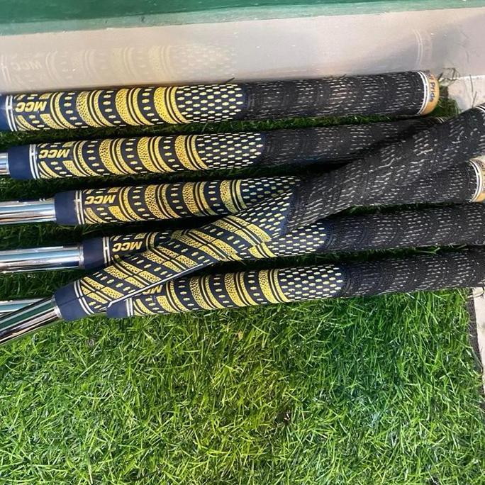 Titleist T100 Iron Set 5-P ( 6 Pcs) Ns Pro 950 Gh Flex S