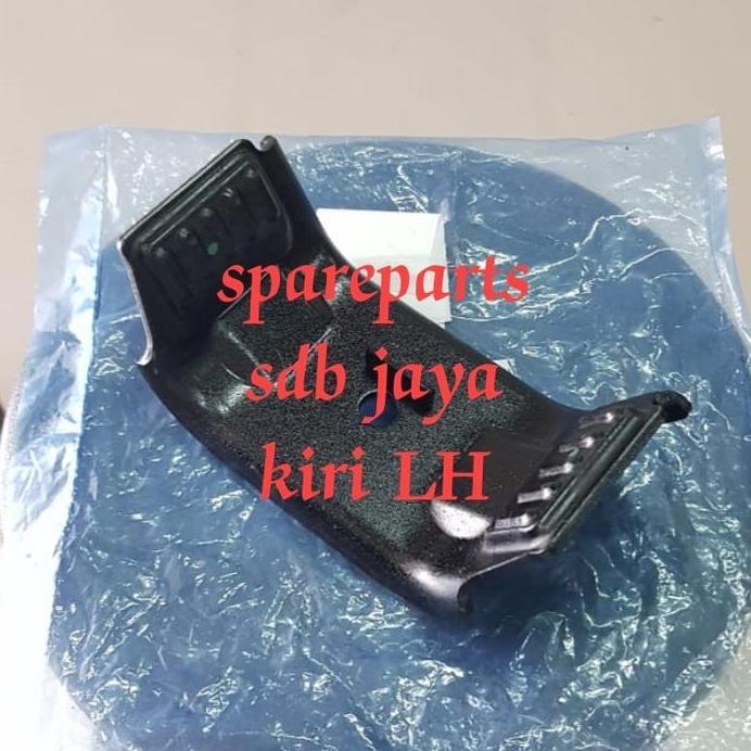 dudukan bracket mounting cabin belakang Hino Dutro Dyna saurus LH kiri