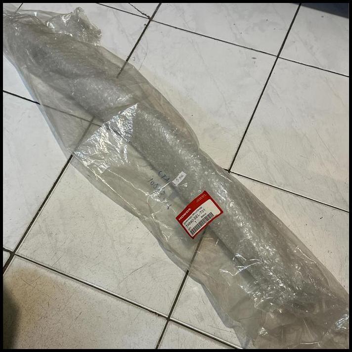 BEST DEAL HONDA GENUINE 74890-SEL-T01 LIST CHROME GARNISH CHROME BAGASI CITY 2003-2005 ORIGINAL 