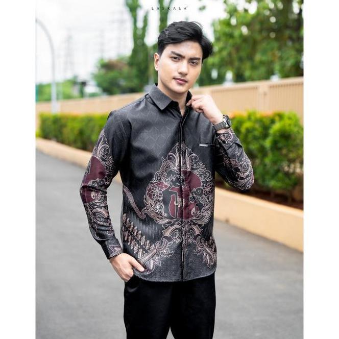 Laskala Batik Arjuna Kemeja Batik Pria Slimfit Lengan Panjang