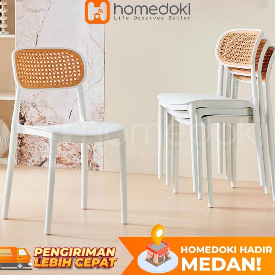 Homedoki Kursi Plastik / Kursi Makan / Kursi Kopi / Kursi Teras / Kursi Kopi Outdoor / Kursi Teras M