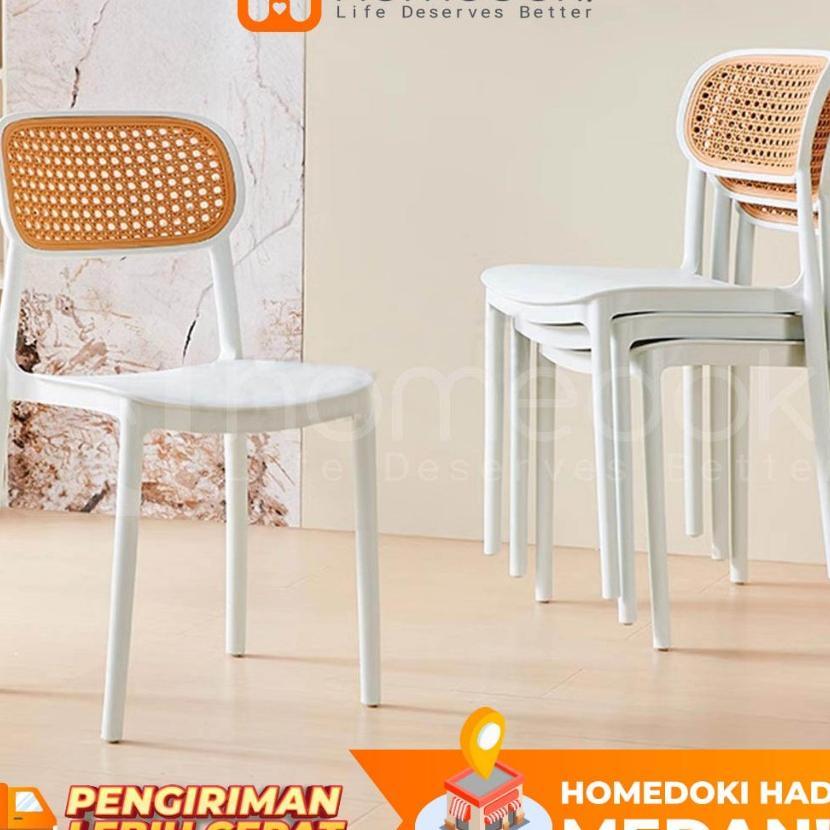 Homedoki Kursi Plastik / Kursi Makan / Kursi Kopi / Kursi Teras / Kursi Kopi Outdoor / Kursi Teras M