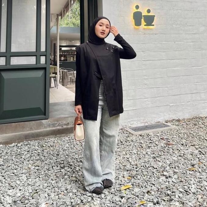 Lansungkirim- Asilla Vest Wanita / Baju Perempuan / Rompi / Vest Terbaru Kekian Panjang Atasan Hitam