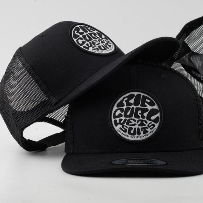 Topi Snapback RCurl Wet Suit Hitam Trucker