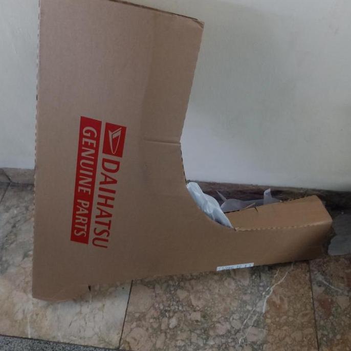 Fender depan calya / Spakbor depan calya / sigra original