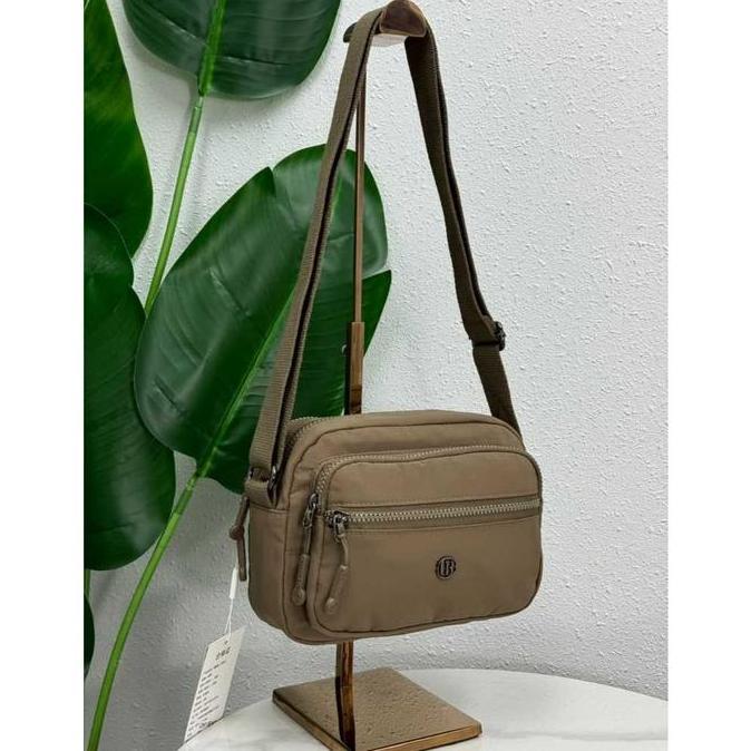 New Tas Selempang Wanita Chibao Cb 00372-Sf + Free Dustbag Trendy Terbaru