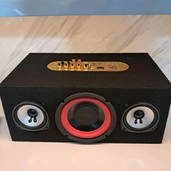 TERLARIS PAKET COMBO SUBWOOFER AKTIF 6 INCH LEGACY 696 AMPLIFIER D900 GOLD