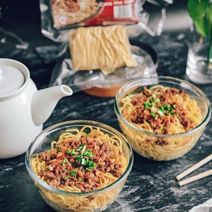 NEW CWIE MIE BABI BAKMI FROZEN NON HALAL ORI