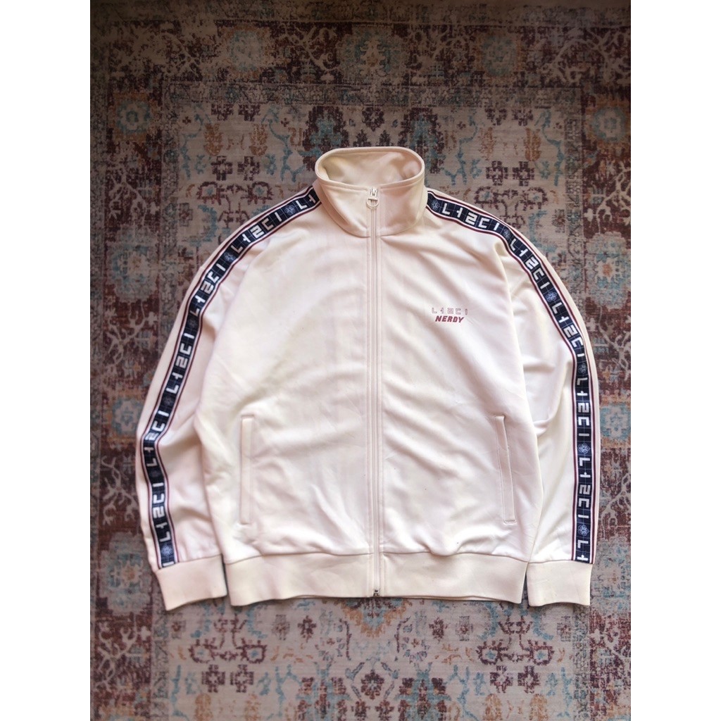 NERDY TRACKTOP
