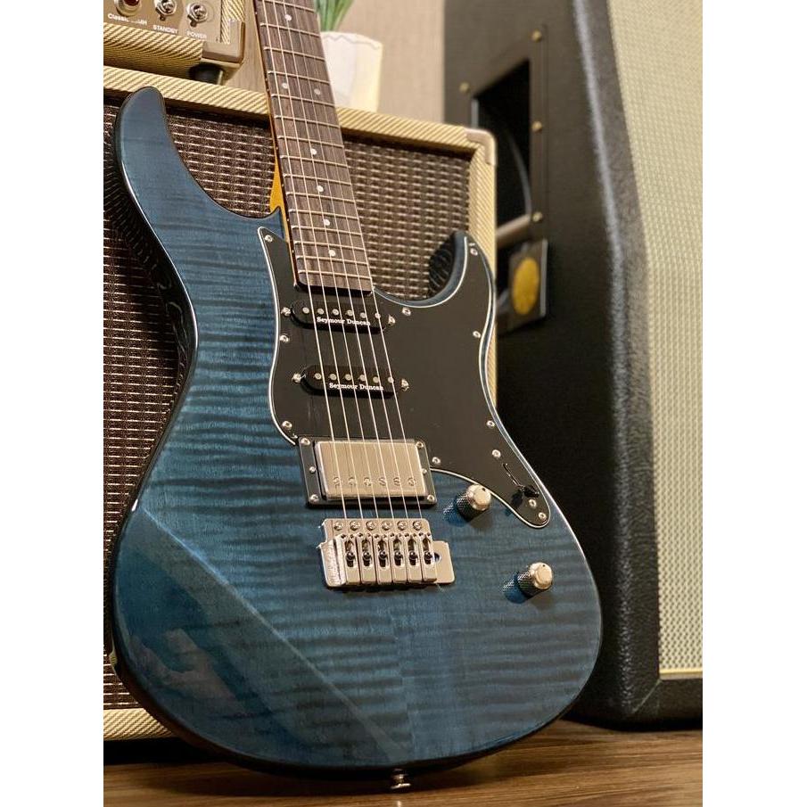 Yamaha Pacifica 612VII Flame Maple in Indigo Blue TM