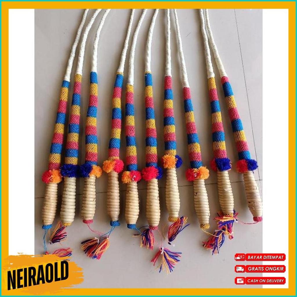 Berkualitas Pecut Menjalin. Pecut Kepang. Pecut Rotan. Pecut Jaranan. Pecut Murah