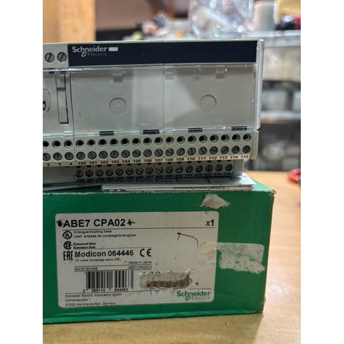 ABE7 CPA02 SCHNEIDER MODICON 064446 PLC SCHNEIDER ABE7 SERIES PLC UNIT