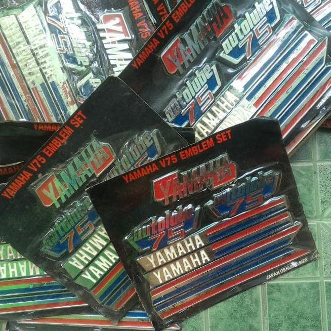 emblem v75 logo yamaha 75 Baru stok lama / NOS