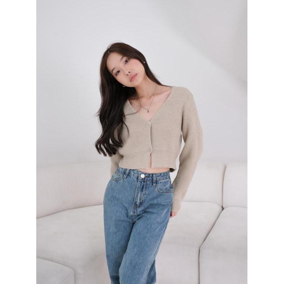 Kiyorawears - Mu Fen Two Button Crop Cardigan / Outer Knit / Cheongsam Blouse / Cny Top / Atasan Raj