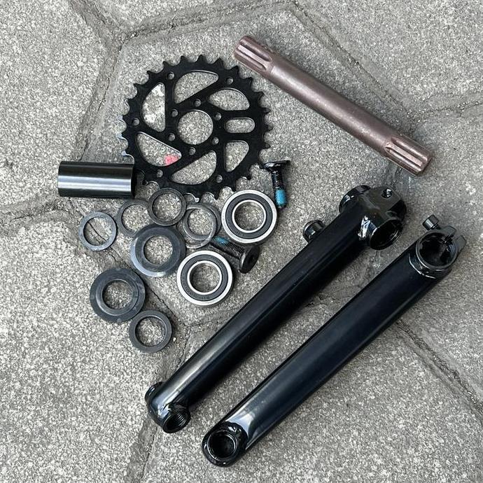 CRANK GIR BB BMX 3 PCS HITAM TAIWAN 3PCS SPANISH CRMO BEARING GEAR ARM