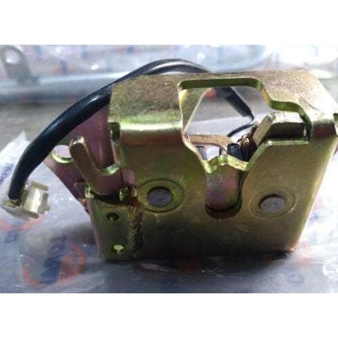door lock bagasi belakang avanza xenia lama