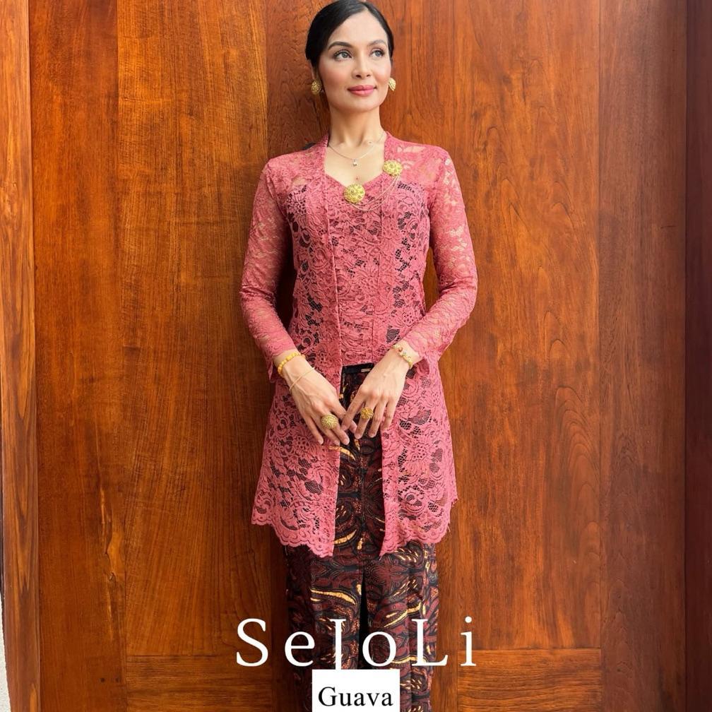 Best Seller Kebaya Panjang Bali Brokat Semi Prancis | Kebaya Sejoli Premium | Kebaya Bali Kutubaru M