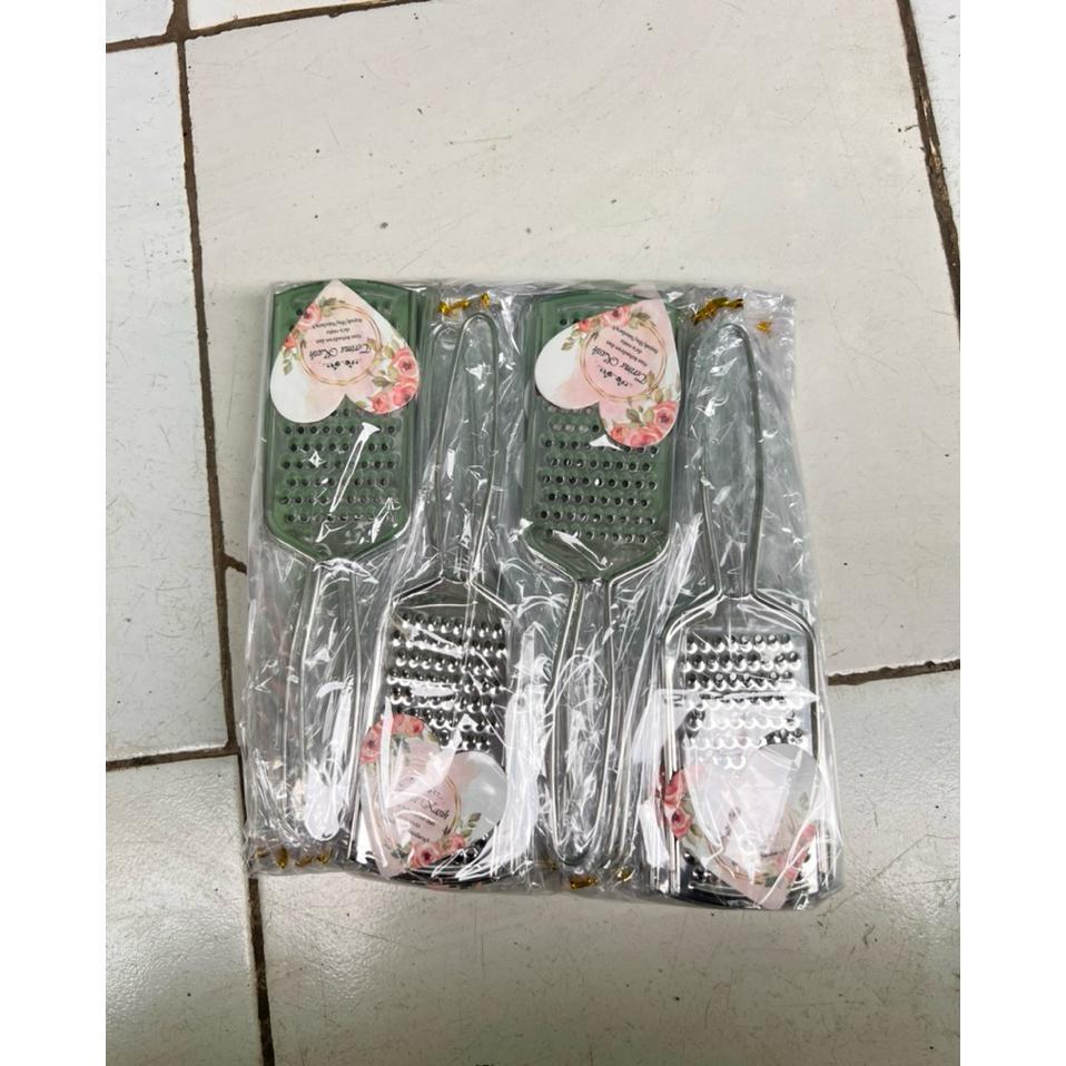 Souvenir Parutan Keju ( 50Pcs ) Kemas Plastik