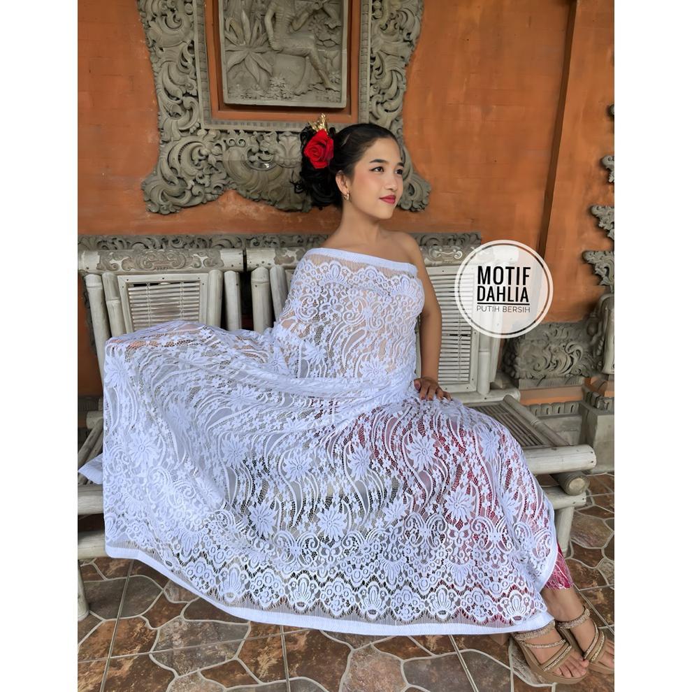 Brokat Perancis Dentelle Premium Putih 2,6 Meter