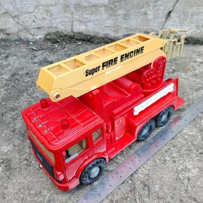 MAINAN MOBIL DAESUNG FIRE FIGHTER TRUCK ORIGINAL ANGGAP JUNK FG75