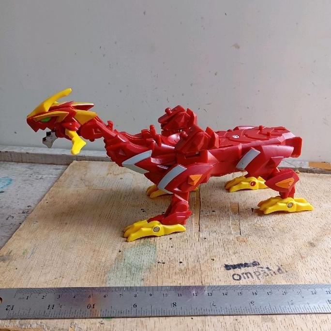 MAINAN ROBOT BAKUGAN DRAGONOID COLOSSUS SEGA TOYS SPIN MASTER 2010 CS99