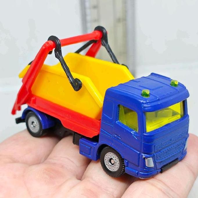 DIE CAST DUMP TRUCK SIKU DIECAST TRUCK MODEL SIKU1695 FG75