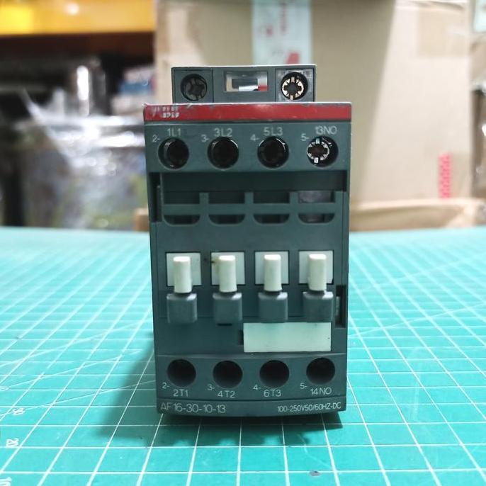 CONTACTOR / KONTAKTOR ABB AF16-30-10-13 35A 100-250VAC/DC READY