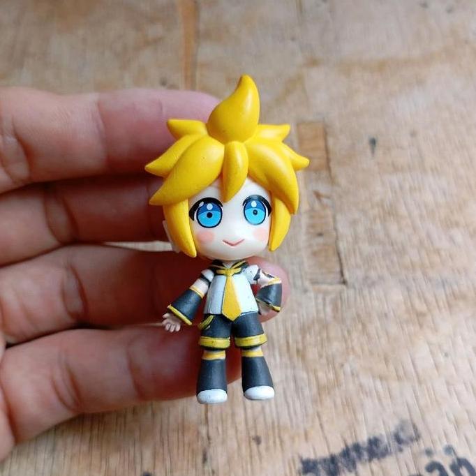 FIGURE HATSUNE MIKU KAGAMINE LEN T ARTS CS99