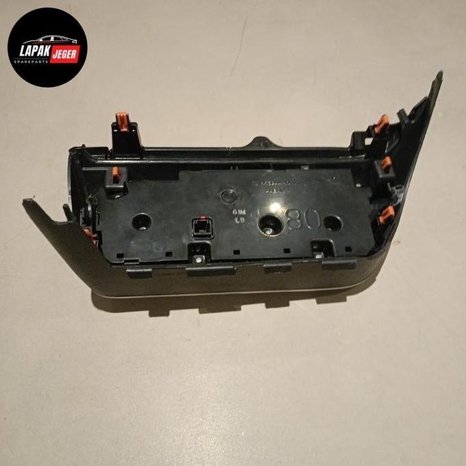 Panel Tombol AC Toyota Sienta Original Bekas