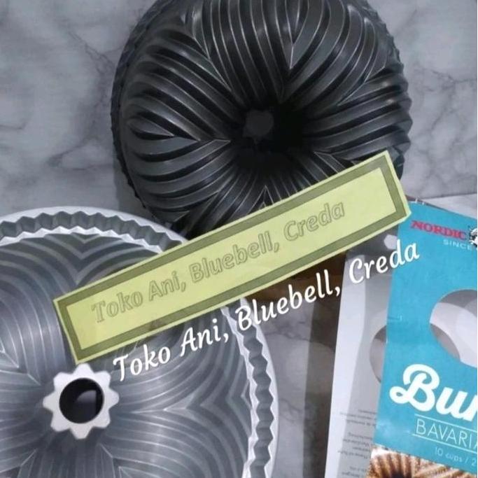 Nordic Ware Bavaria Bundt Pan 10 Cup. 23.5cm H 9.7cm ( 53624 )