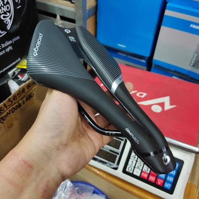 Sadel PROLOGO Dimension 143 Black T4.0 Rail