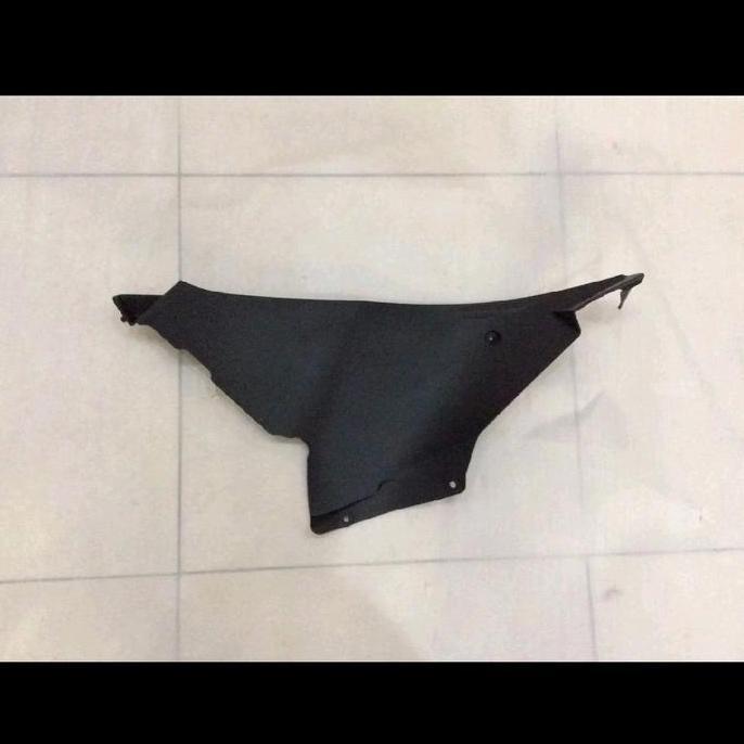 Cowling Inner Body LH Kiri Suzuki GSX R 150