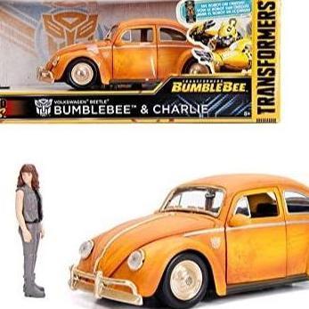 JADA 1971 VOLKSWAGEN BEETLE AND CHARLIE FIGURE TRANSFORMERS BUMBLEBEE - JADA 1/24 - 30114 A2158