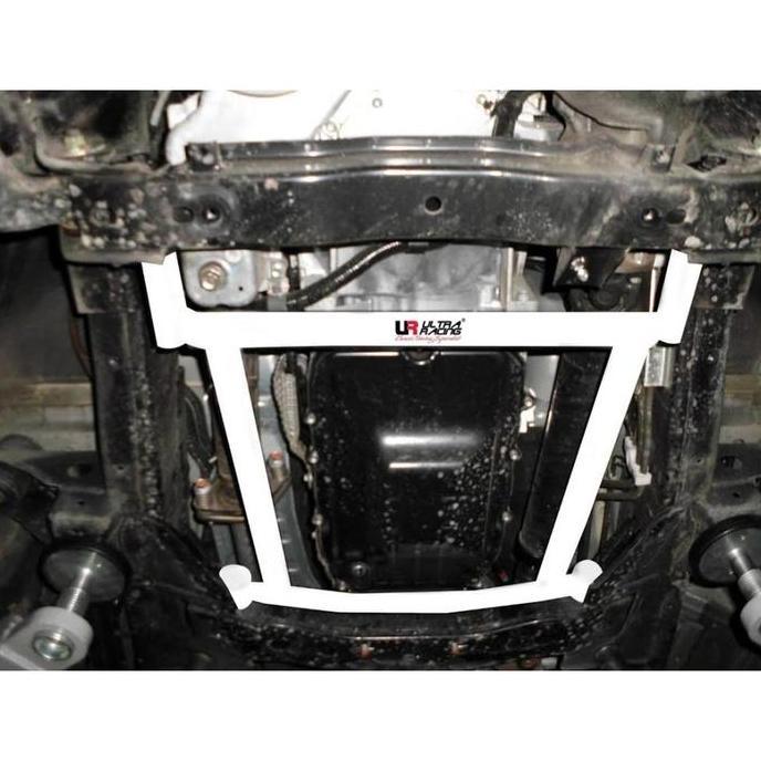Aksesoris / Stabiliser / Front lower bar ULTRA RACING Pajero Sport 16+