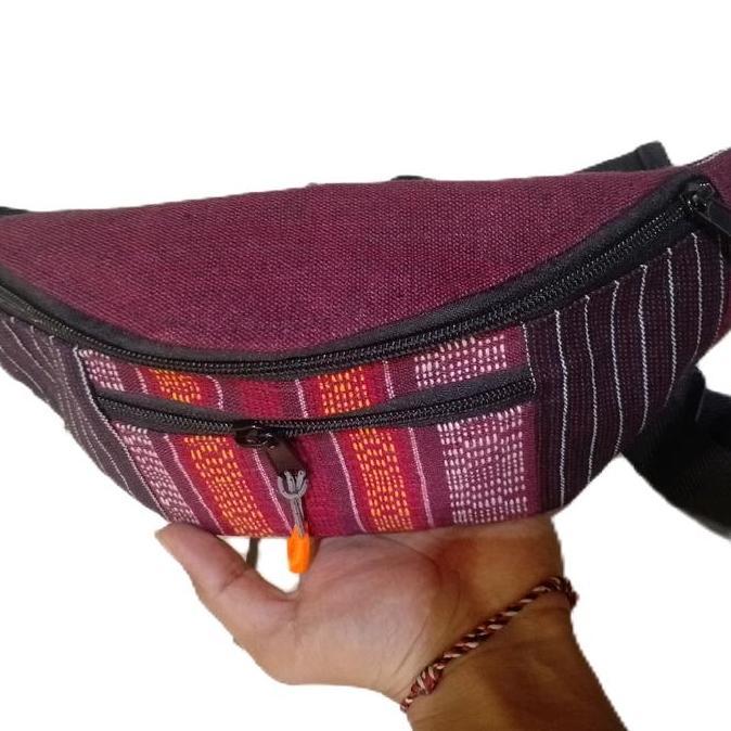 Tas selempang Ulos Batak bisa bordir marga KS