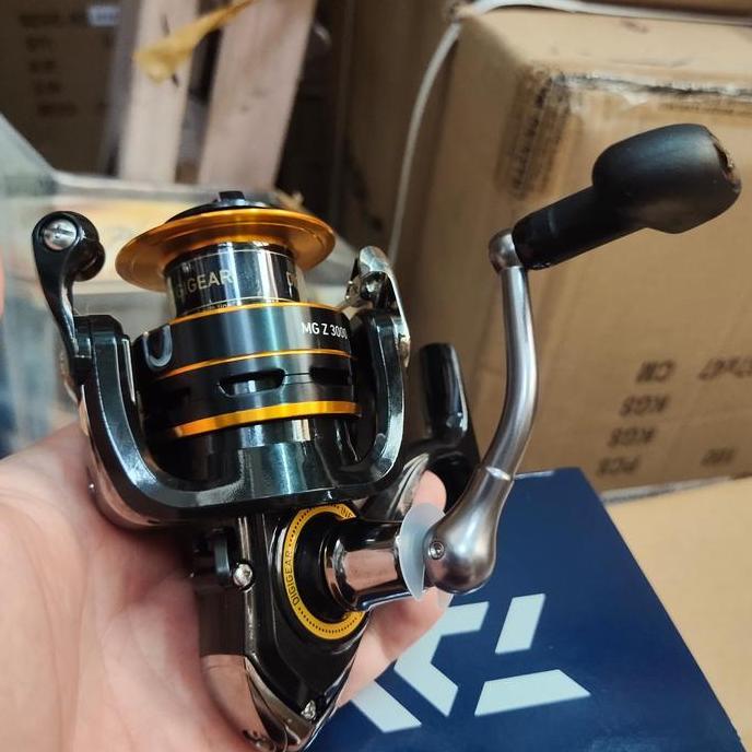 REEL PANCING DAIWA MGZ 2000 2500 3000 RDM27