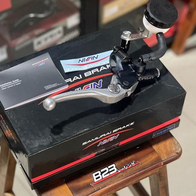 '' MASTER REM NISSIN AXIAL HITAM ORIGINAL MASTER REM AXIAL BLACK NISSIN S ''