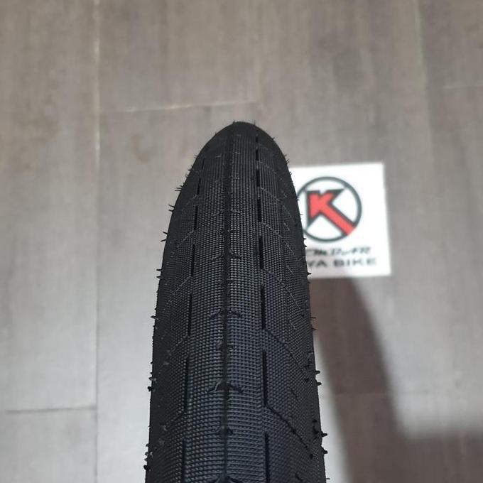 Ban Luar United Khebikes 20 x 2.40 Black