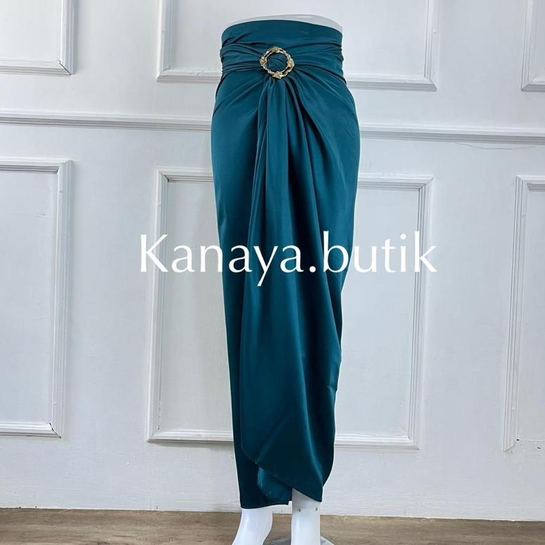 TERMURAH Rok lilit satin // satin wrap skirt // bawahan kebaya // rok polos // rok satin