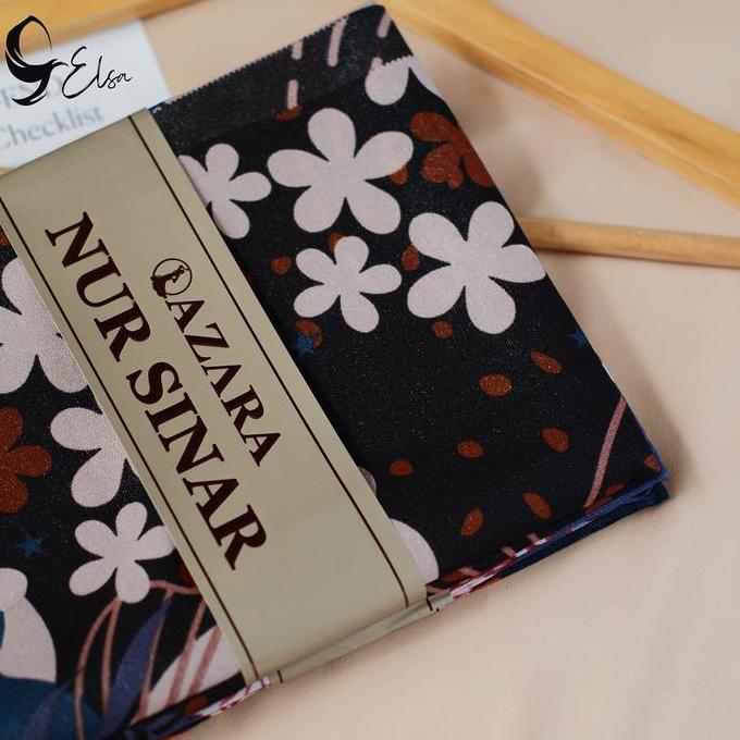 Jilbab Segi Empat AZARA Metal Logo Motif NUR SINAR 110 x 110 cm Square Muslim Kerudung Voal Syari