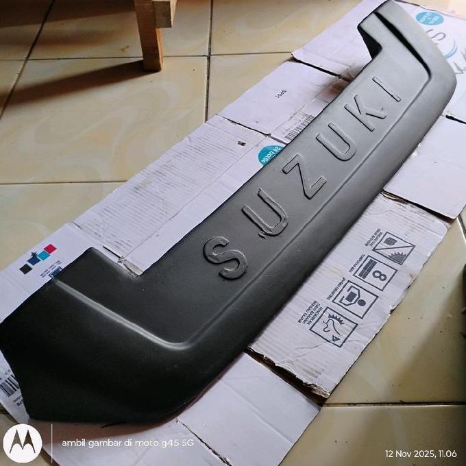 spoiler Suzuki Escudo 1.6 dan 2.0 plus lampu